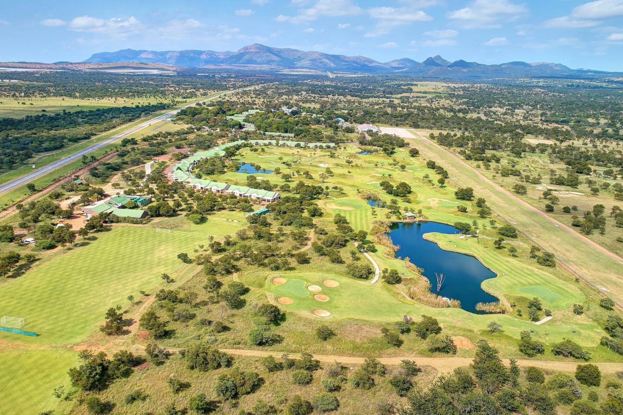 Protea Hotel By Marriott Polokwane Ranch Resort Екстер'єр фото