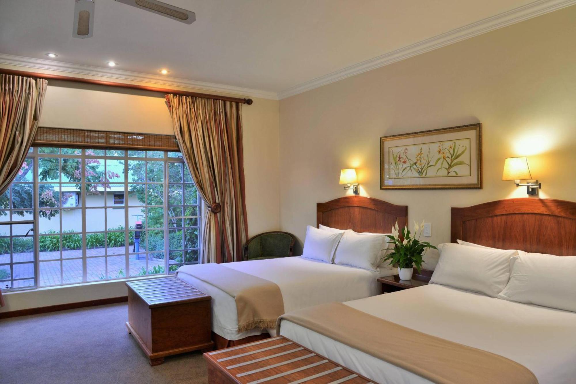 Protea Hotel By Marriott Polokwane Ranch Resort Екстер'єр фото