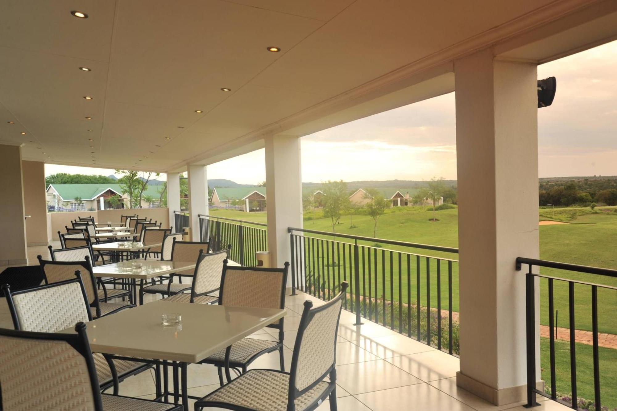 Protea Hotel By Marriott Polokwane Ranch Resort Екстер'єр фото