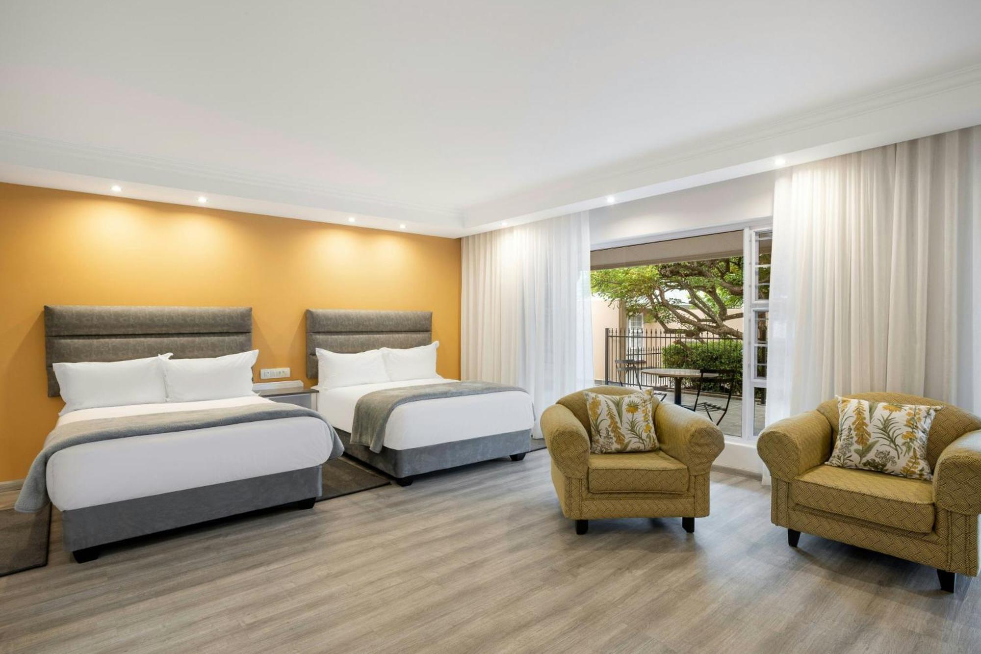 Protea Hotel By Marriott Polokwane Ranch Resort Екстер'єр фото
